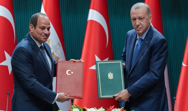 Sisi'nin Ankara ziyareti Yunan basınında: Atina'da alarm zilleri çalıyor