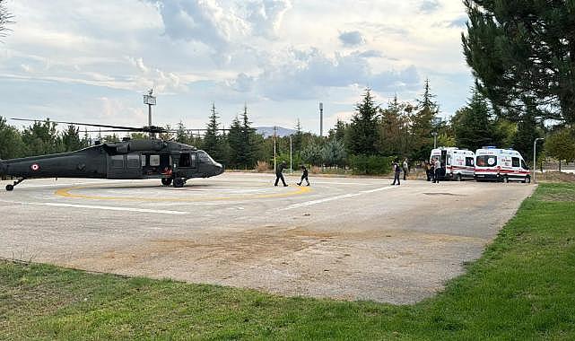 Tunceli'de askeri araç devrildi: '4 asker şehit oldu, 1 asker ağır yaralandı'