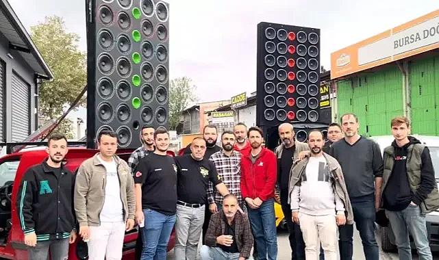 Bursa'da Modifiye Araçlar Şov Yaptı