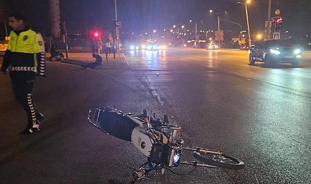 Bursa'da otomobille motosiklet çarpıştı