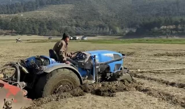 Bursa'da piknik için gittiler bataklığa saplandılar!