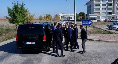 CHP Genel Başkanı Özgür Özel'den Selahattin Demirtaş'a cezaevi ziyareti