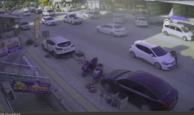 Hatay'da bisikletli çocuğa otomobil çarptı