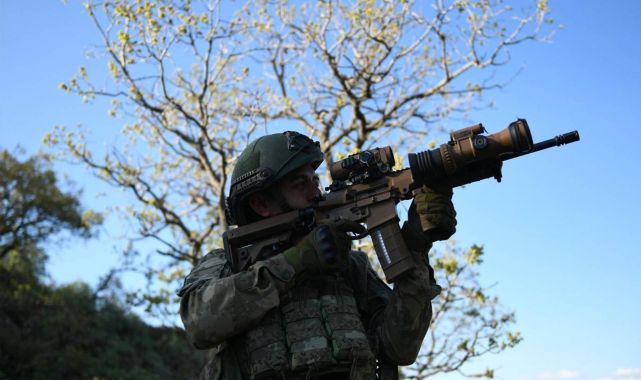 Irak ve Suriye'nin kuzeyinde 18 terörist etkisiz hale getirildi