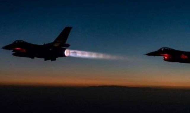 Irak'ın kuzeyinde 12 terörist etkisiz hale getirildi