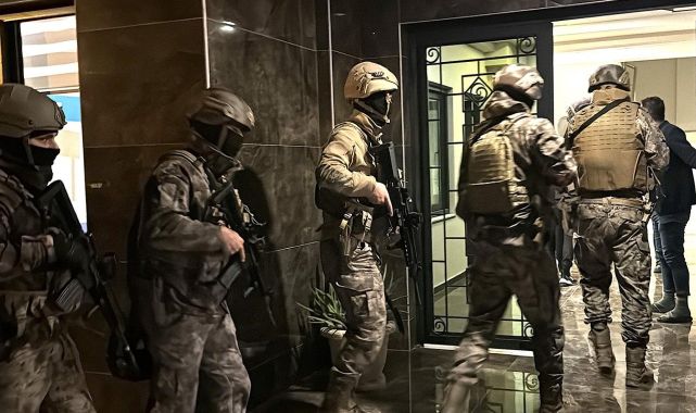İstanbul'da suç örgütlerine operasyon: 157 gözaltı
