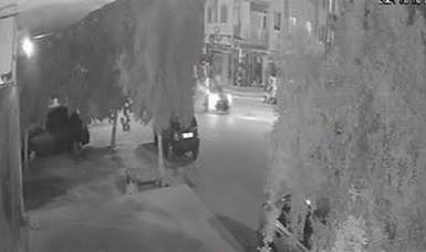 İzmir'de 2 motosikletin kafa kafaya çarpıştığı kazada 1 ölü, 1 yaralı