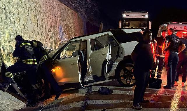 Kontrolden çıkan cip istinat duvarına çarptı: 2 ölü, 2 yaralı