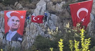 Olimpos'ta Cumhuriyet Bayramı tırmanışı