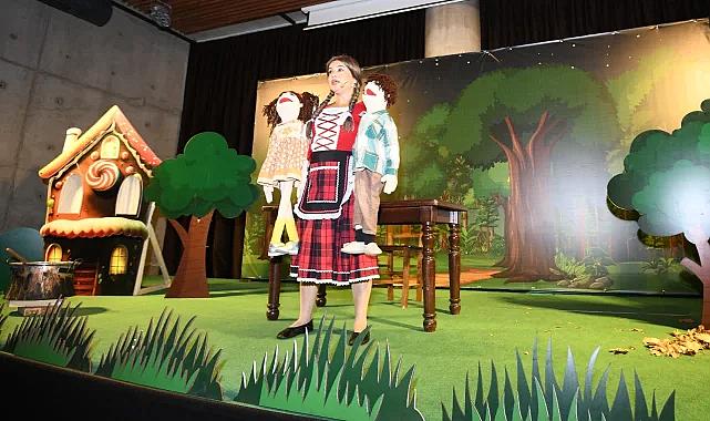 Osmangazi Çocuk Tiyatrosu perde açtı