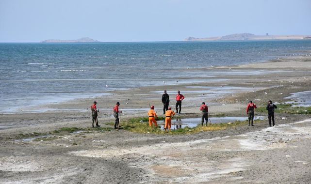Van'da kaybolan genç kızı arama çalışmaları sürüyor