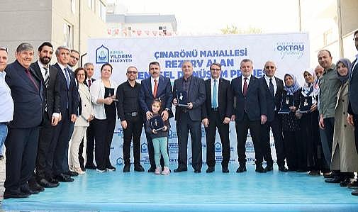 Yıldırım Çınarönü’nde anahtarlar teslim edildi
