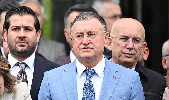 CHP'de Lütfü Savaş kesin ihraç istemiyle disipline sevk edildi