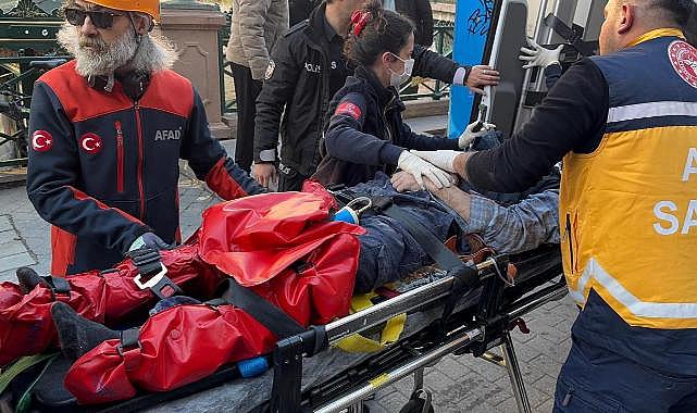 Eskişehir'de kentsel dönüşüm yapılan binada göçük: 2 işçi yaralandı