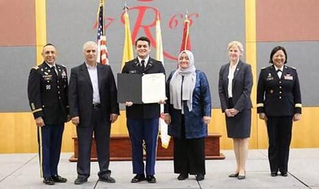 FETÖ elebaşı Gülen'in 'molla damadının' oğlu ABD ordusunda subay çıktı