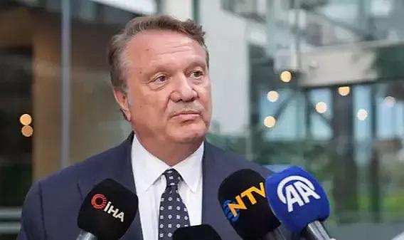 Hasan Arat, Beşiktaş başkanlığını bu kez resmen bıraktı