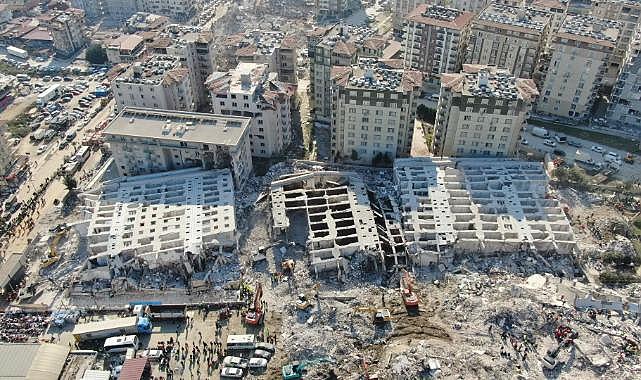 Hatay'da depremde 26 kişiye mezar olan apartmanın müteahhidi İstanbul'da yakalandı