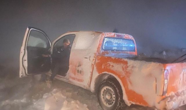 Konya'da karda mahsur kalan 27 kişi kurtarıldı