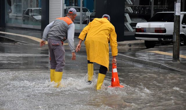 Meteoroloji'den 3 kente gök gürültülü sağanak uyarısı
