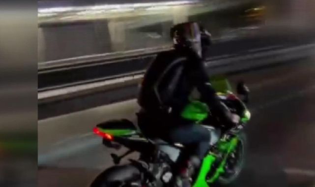 Motosikletiyle aşırı hız yapıp görüntülerini paylaşan sürücü yakalandı
