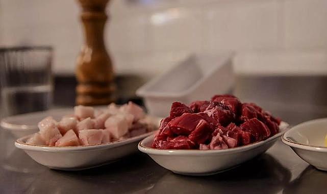 Şehirlerarası Otobüs Terminali'nde şüpheli 75 kilo et yakalandı: At eti olduğu değerlendiriliyor