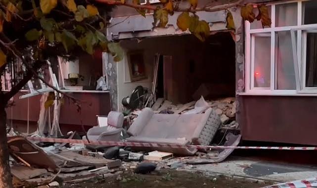Beylikdüzü'nde 14 katlı binanın giriş katındaki dairede patlama