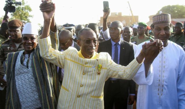 Burkina Faso'da hükümet görevden alındı
