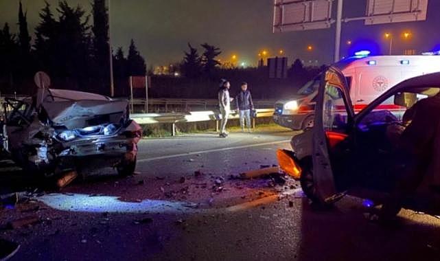 Bursa’da Gece Yarısı Kaza: 4 Yaralı, 1’i Ağır