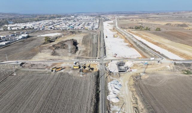 Edirne'yi İstanbul'a bağlayacak hızlı tren hattında çalışmalar sürüyor
