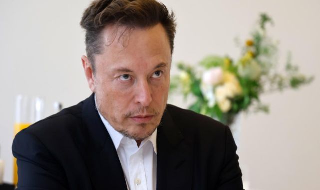 Elon Musk'ın serveti 400 milyar doları aştı