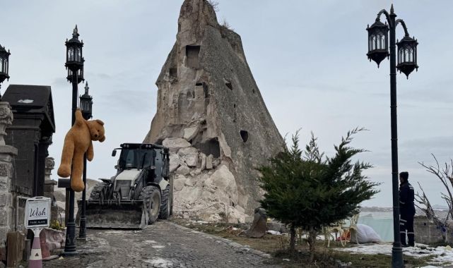 Kapadokya'da peribacası çöktü