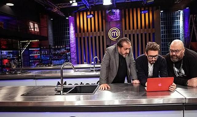 Masterchef'te nefesler tutuldu: Danilo Şef kaşık fırlattı, son finalist ve elenen yarışmacı belli oldu