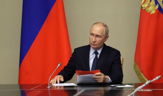 Putin'in hediyesi barış kedisi, Japonya'da öldü
