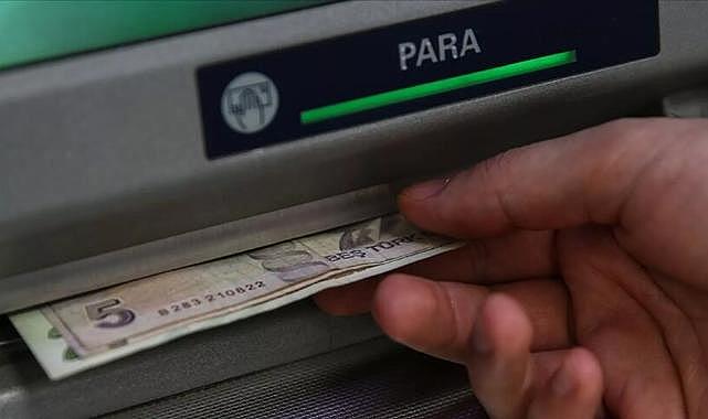 ATM'den para çekmede yeni dönem başladı: Para çekme limitlerini güncelledi