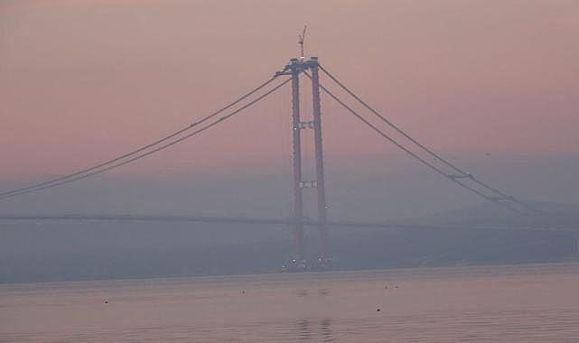 Çanakkale Boğazı sis nedeniyle gemi geçişlerine kapatıldı