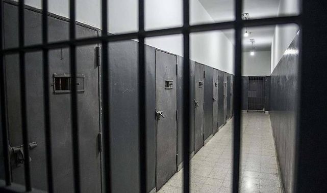 Fransa Hapishanelerinde Doluluk Oranı %130'a Yaklaştı