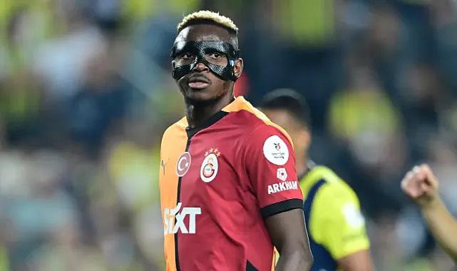 Galatasaray'ın yıldızı Osimhen gazeteciye yumruk attı: 'Sizi mahvedeceğim'