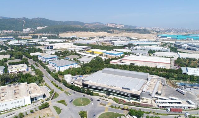 Geçen yıl serbest bölgelerin ticari hacmi 27 milyar 691 milyon dolar oldu