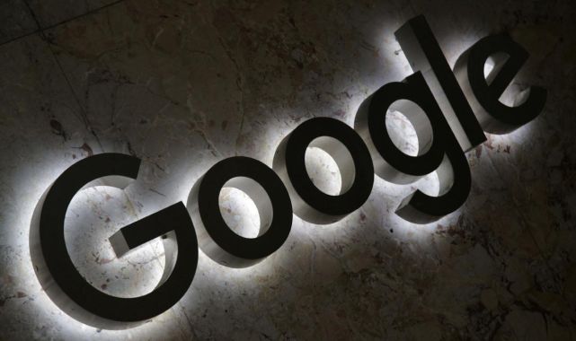 Google İngiltere'de sahte yorumları tespit edecek