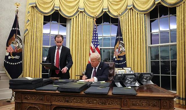 Trump, Biden'ın politikalarını geçersiz kılan birçok kararname imzaladı
