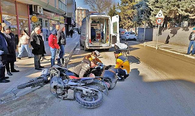 Bursa’da Motosiklet Kazasında Sürücü, Kendi Acısını Unutup Arkadaşını Teselli Etti