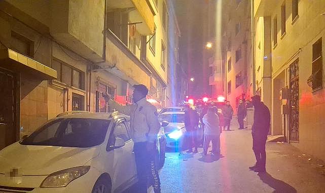 Ehliyetsiz ve alkollü sürücü, park halindeki 3 otomobile çarptı