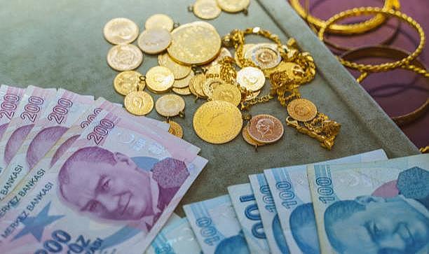 Gram altın rekora doymuyor: 3 bin 307 liranın üzerinde