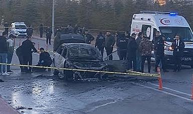 Otomobildeki oksijen tüpü patladı: 2 ölü, 2 yaralı