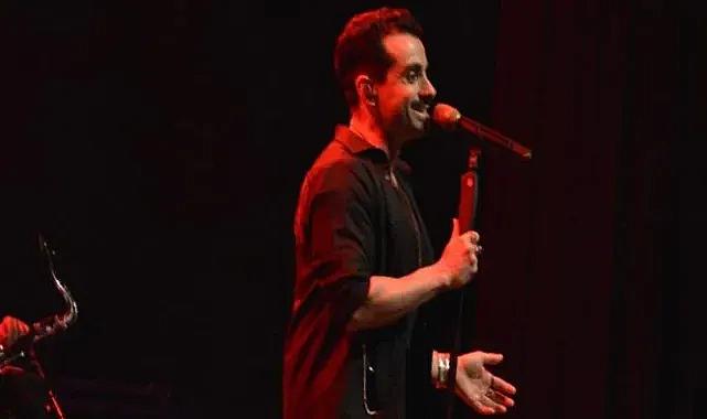 Şarkıcı Gökhan Türkmen Bursalılara unutulmaz bir konser verdi