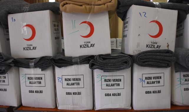 Türk Kızılay'dan Suriye'deki ihtiyaç sahibi ailelere kışlık yardım