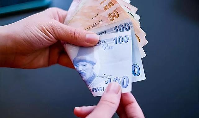 4 bin TL'lik emekli bayram ikramiyesi TBMM'de kabul edildi