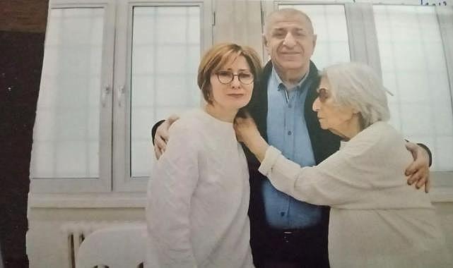 Ümit Özdağ cezaevinden fotoğrafını paylaştı