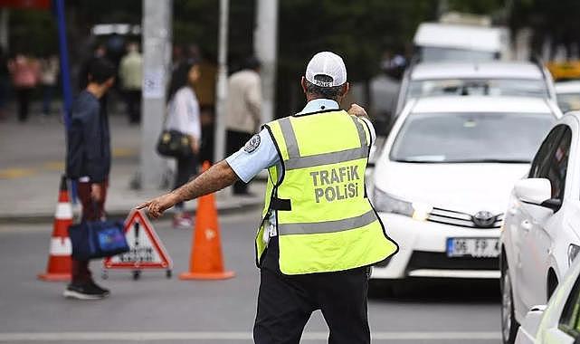 Valilik açıkladı: İstanbul'da 4 gün boyunca her türlü gösteri ve toplantı yasaklandı.