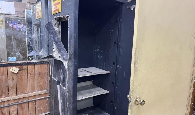 ABD'de duvarı delinerek girilen mağazadan en az 10 milyon dolarlık takı çalındı